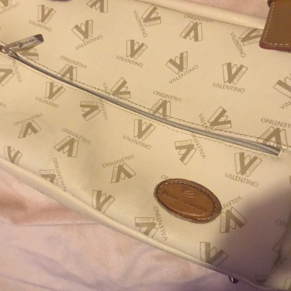 Vintage Valentino - Picture 2 of 3